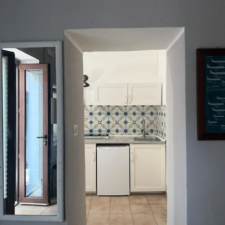 Lava House 9 Appartement *